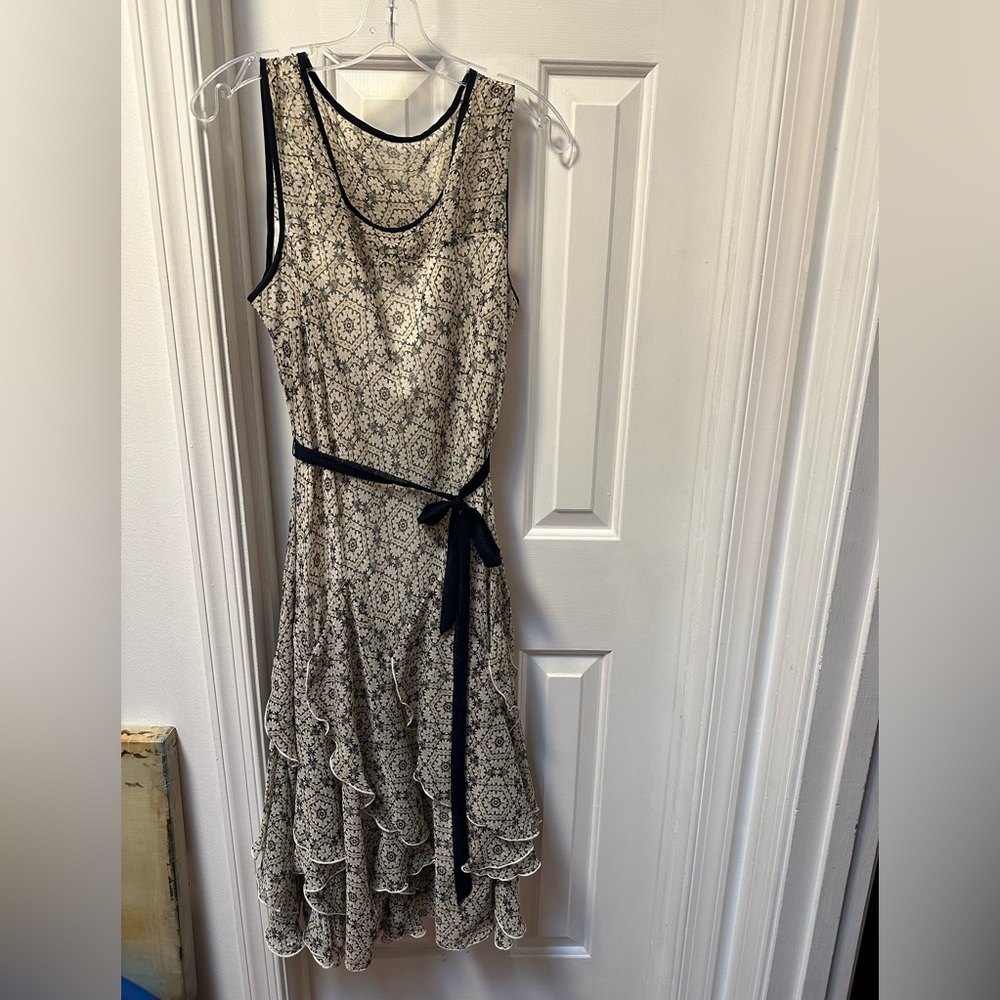 Dress barn ruffle dress. Floral print, navy seam